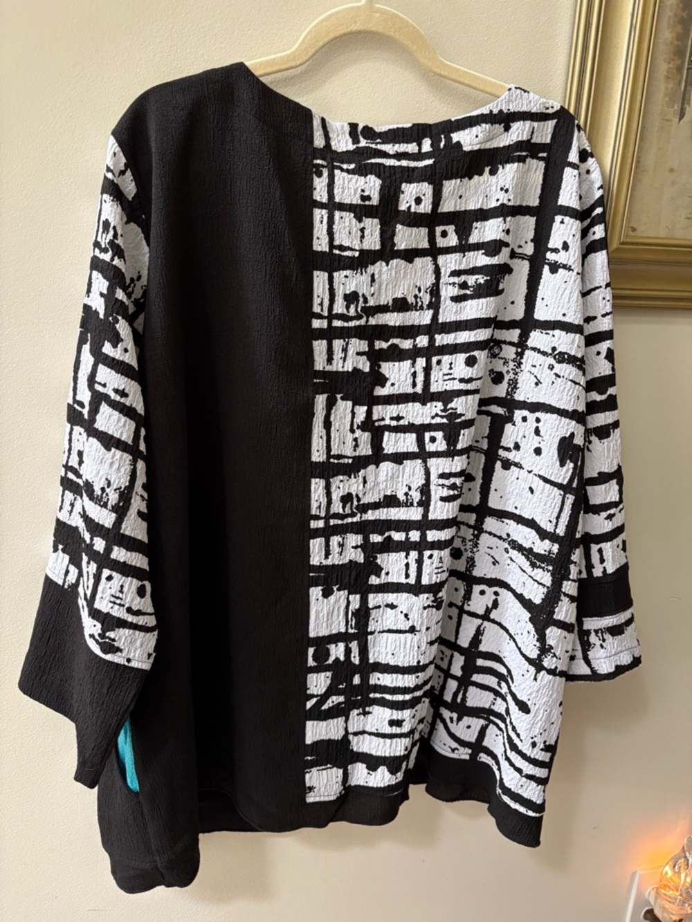 Ali Miles Black & White Abstract Top with Teal Stripe - Picture 5 of 5